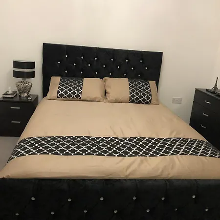 Luxury Kingsize Bedroom With Private Bathroom Northolt  Exterior foto