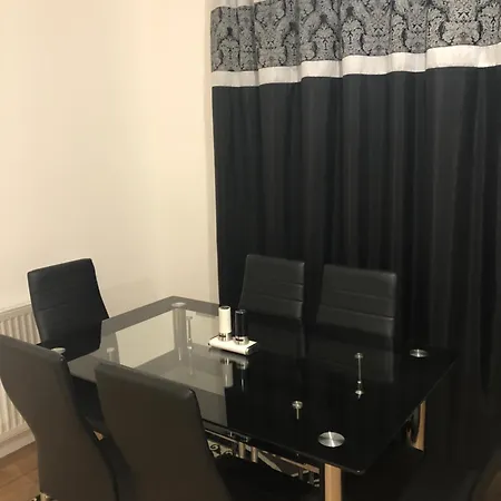 Luxury Kingsize Bedroom With Private Bathroom Northolt  Exterior foto