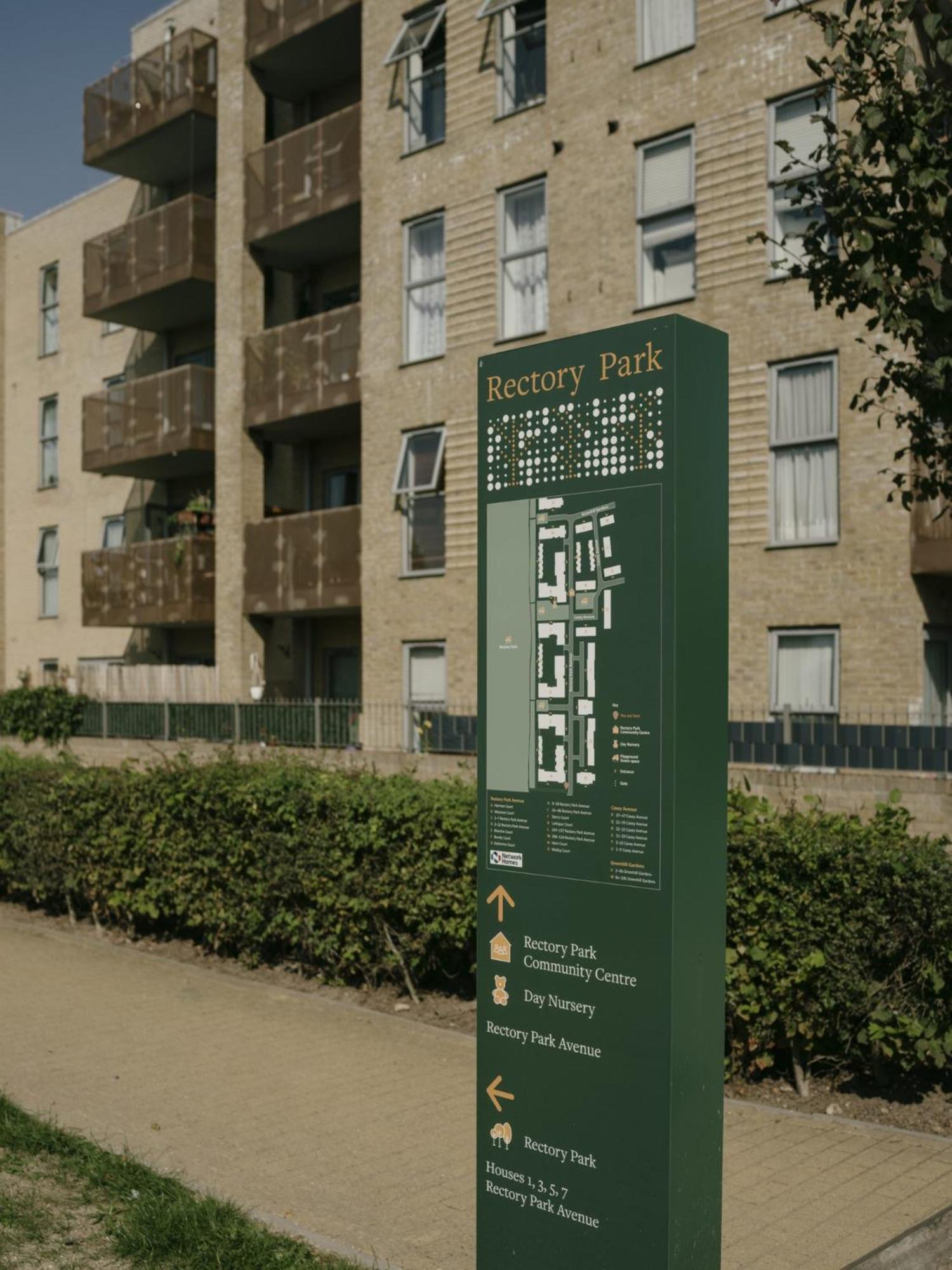 Luxury Kingsize Bedroom With Private Bathroom Privatunterkunft Northolt (Greater London)